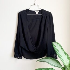 3/$25 Loose Deep V Scoop Sheer Black Blouse sz S
